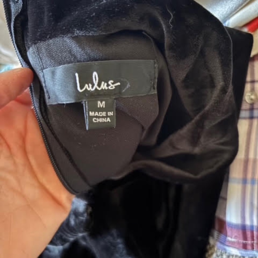 Lulu's Elegant Black Maxi Dress - Picture 3 of 4